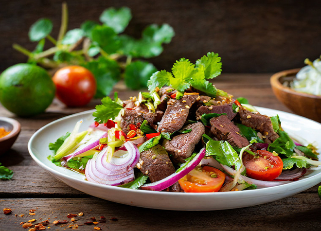 Thailändischer Rindfleischsalat