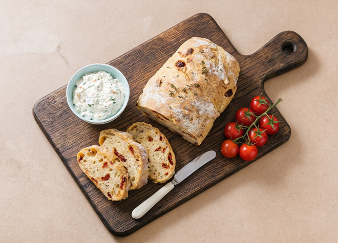Ciabatta mit getrockneten Tomaten