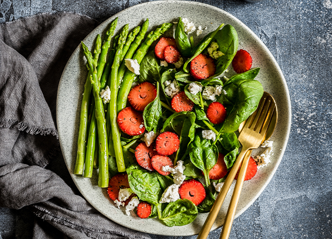 Erdbeer-Spargel-Salat