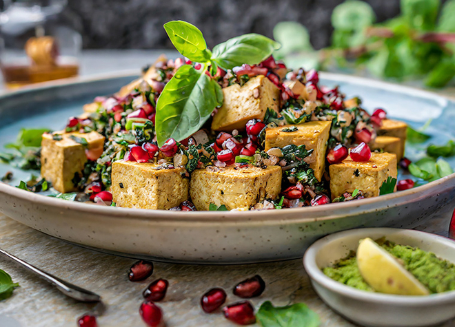Bärlauch-Tofu mit Granatapfel