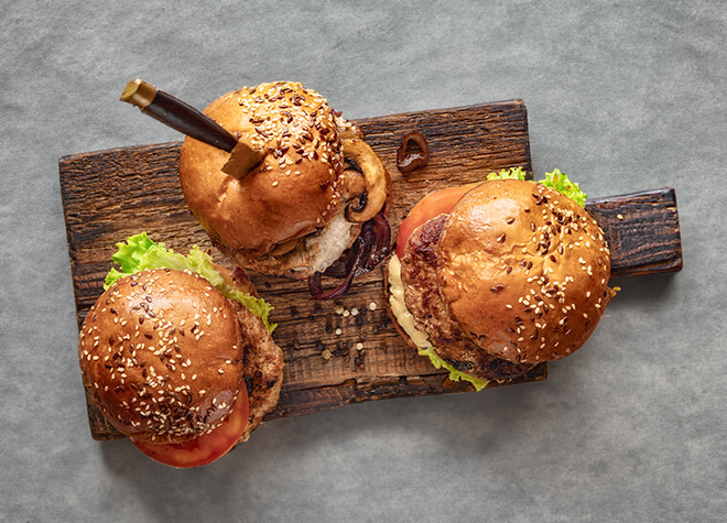 Sommerlicher Grill-Burger